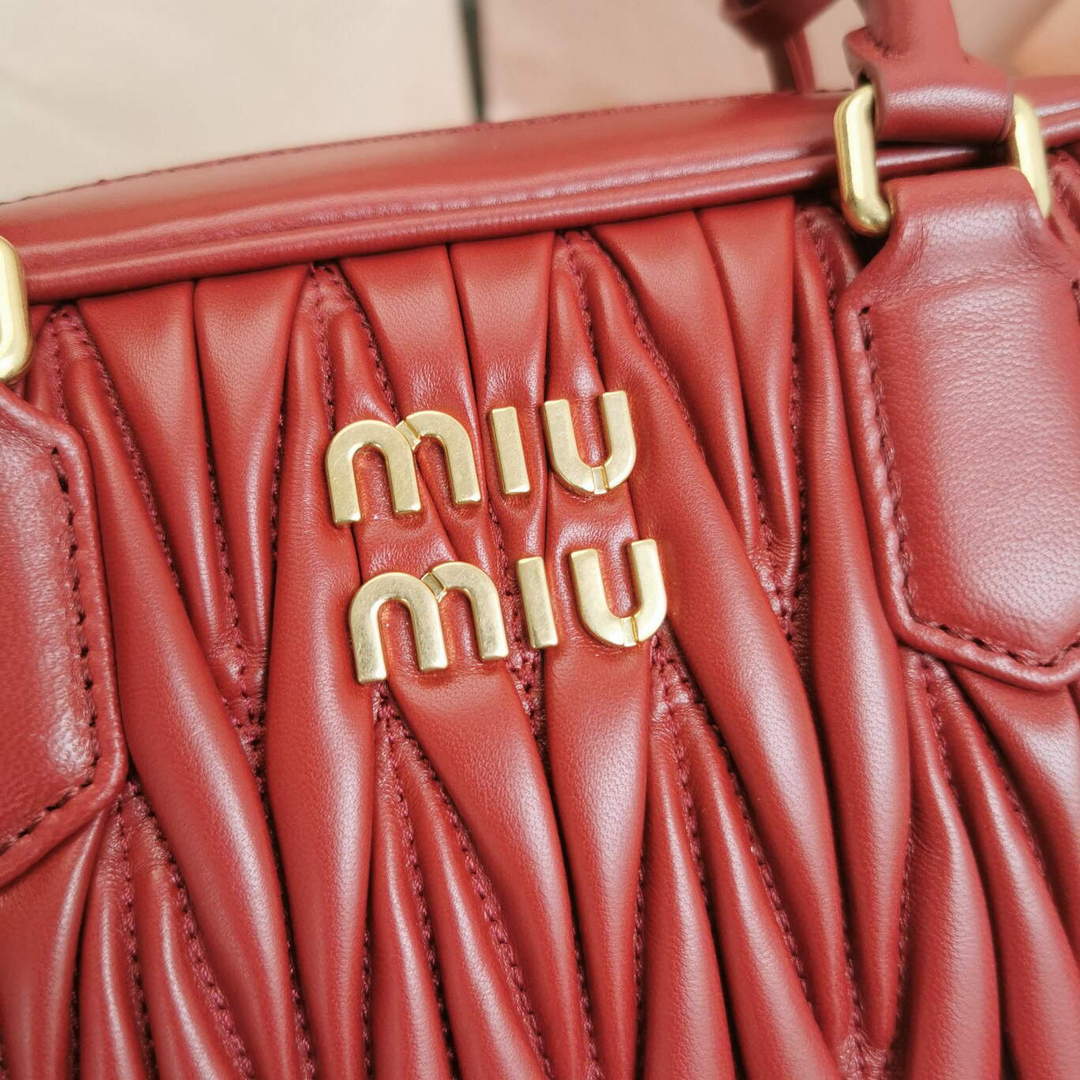 MiuMiu 5BB124 Matelassé Nappa Leather Top-handle Bag red | miumiu 5bb124 matelasse nappa leather top handle bag 046