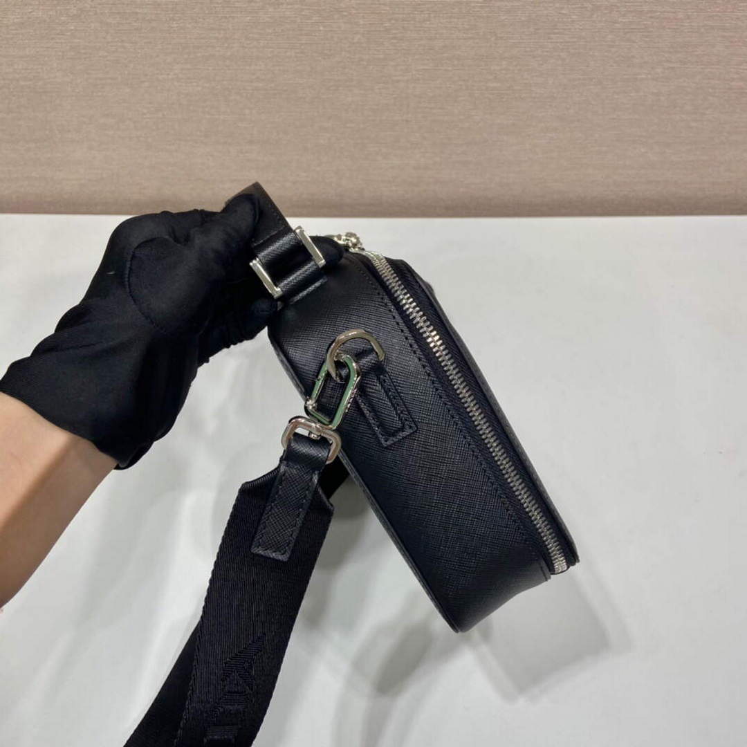 Prada 2VH069 Brique Saffiano leather bag Black | prada 2vh069 brique saffiano leather bag 047 dc054bc8 832f 4be3 a817 667b4f14a2ae