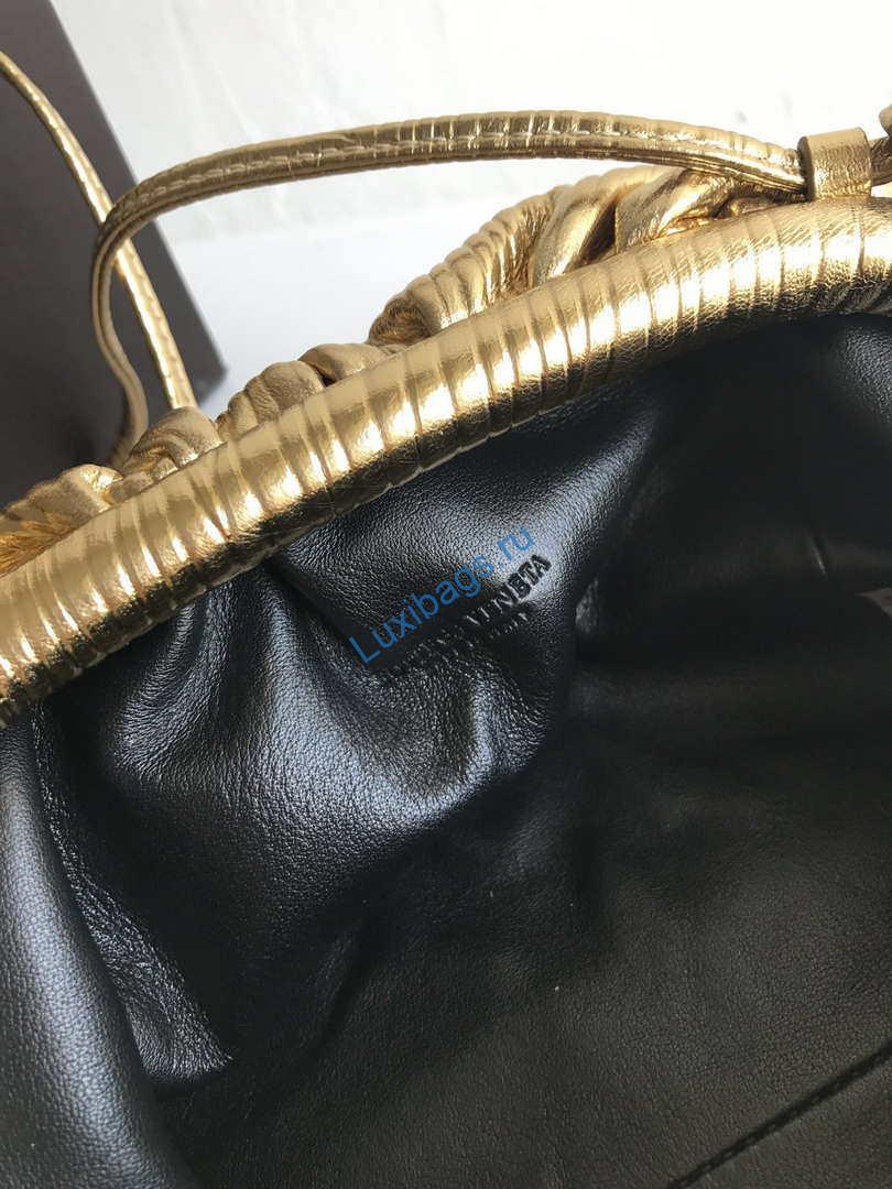 BV 585852 Bottega Veneta Mini Pouch Lambskin leather clutch with strap metallic Gold | bv 585852 bottega veneta mini pouch mini intrecciato leather clutch with strap 007