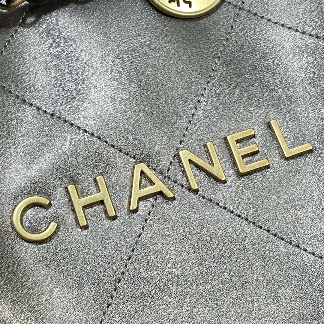 Chanel 22 Handbag Shiny Calfskin AS3261 Gray Silver | chanel 22 handbag shiny calfskin as3261 gray silver 005