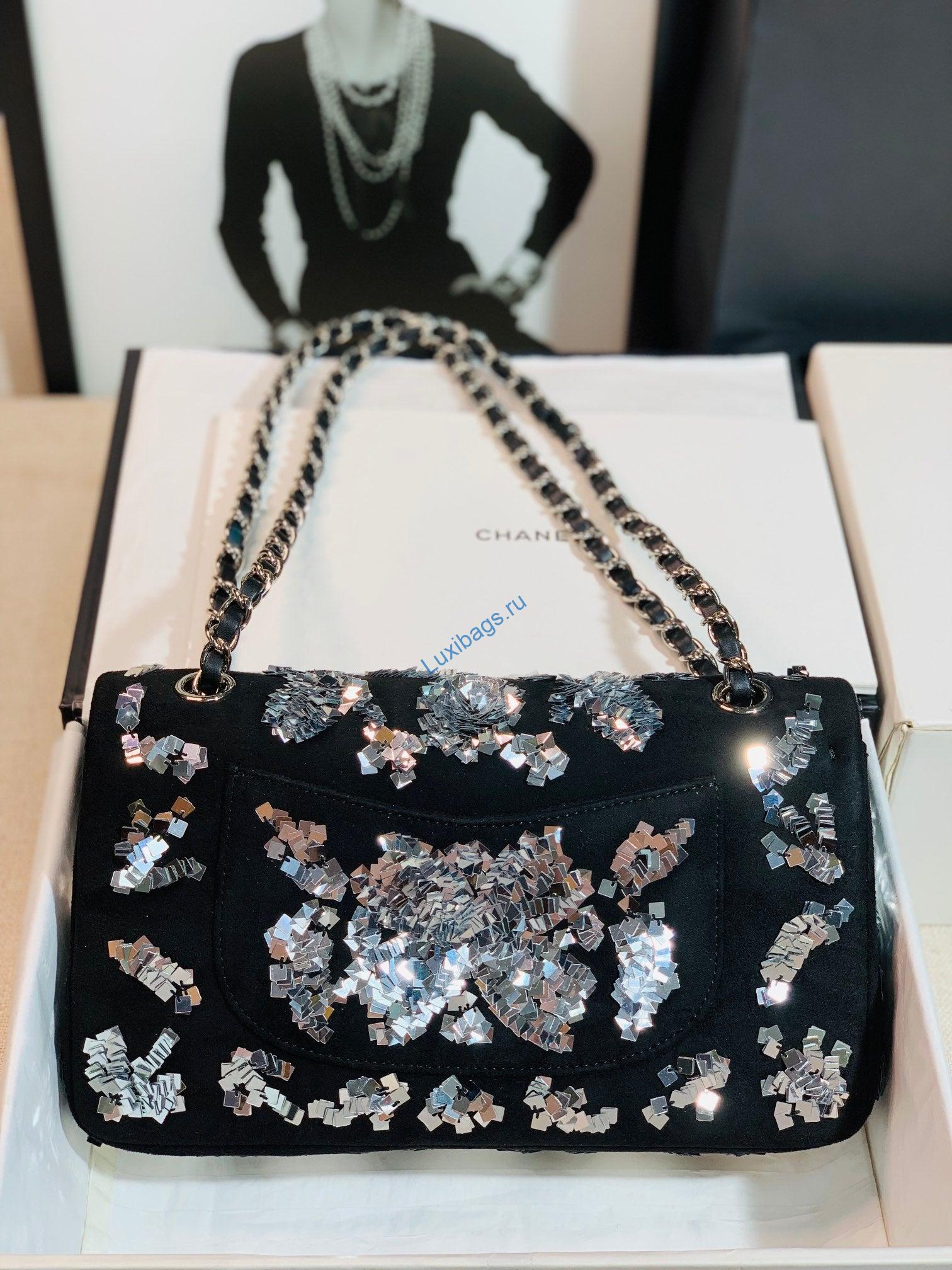 chanel a01112 classic handbag embroidered lambskin gold-tone 1 Chanel A01112 Classic Handbag embroidered Lambskin Gold-Tone | chanel a01112 classic handbag embroidered velvet sequins silver tone metal 002
