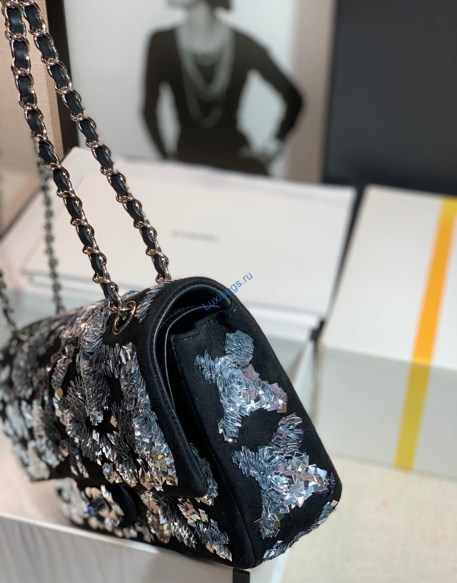 Chanel A01112 Classic Handbag embroidered Lambskin Gold-Tone | chanel a01112 classic handbag embroidered velvet sequins silver tone metal 009