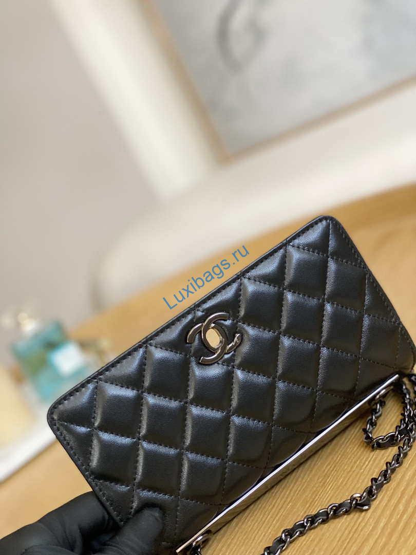 Chanel A88632 WOC 19 Chain Wallet Bag Black Lambskin with black havdware | chanel a88632 woc 19 chain wallet bag black lambskin with black havdware 003
