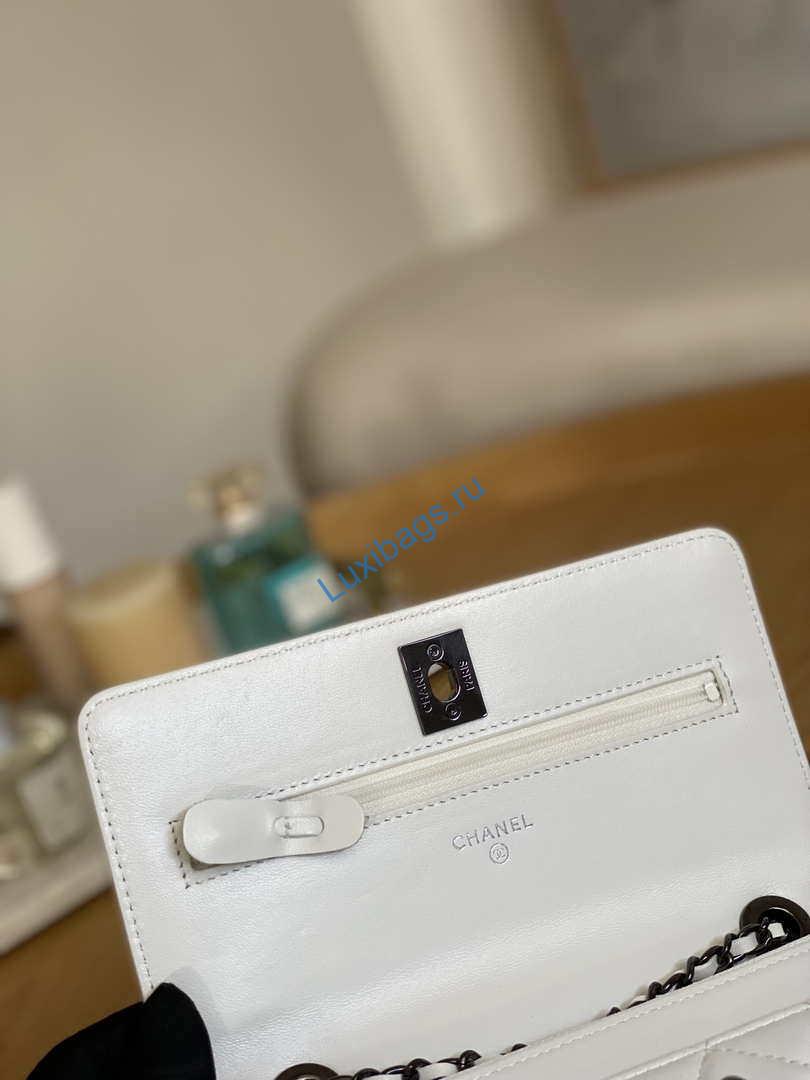 Chanel A88632 WOC 19 Chain Wallet Bag White Lambskin with black havdware | chanel a88632 woc 19 chain wallet bag lambskin white 008