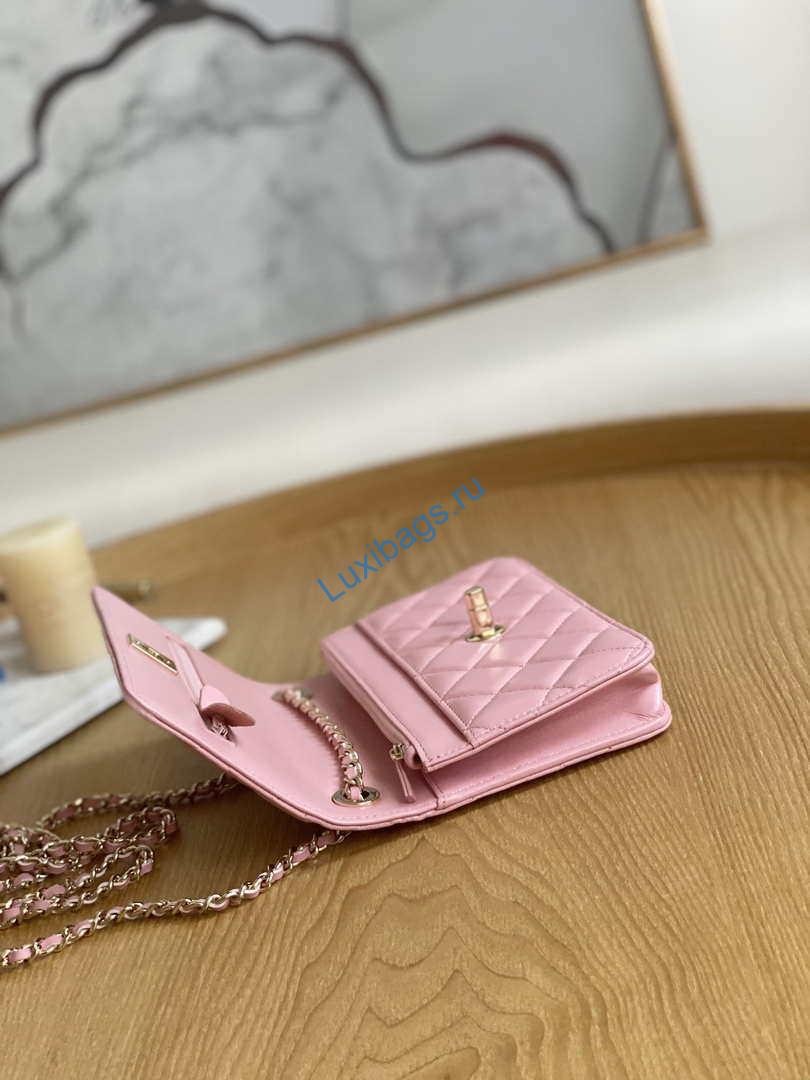 Chanel A88632 WOC 19 Chain Wallet Bag Pink Lambskin Gold | chanel a88632 woc 19 chain wallet bag pink lambskin gold 008