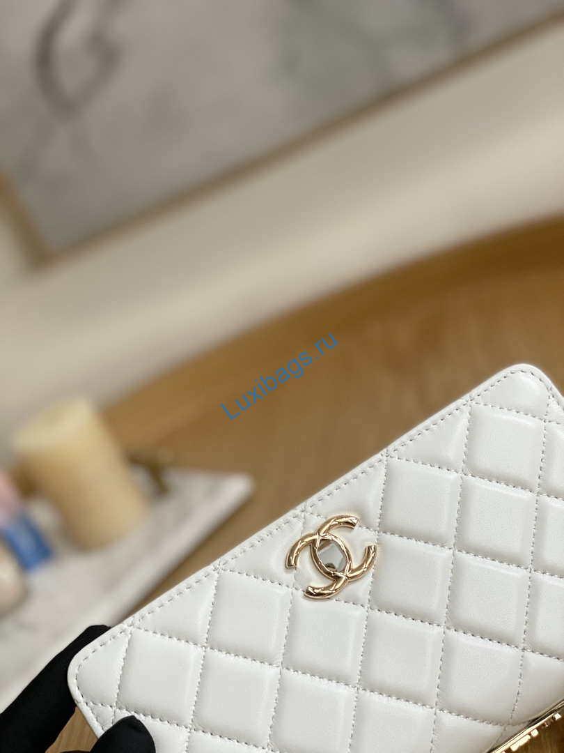 Chanel A88632 WOC 19 Chain Wallet Bag White Lambskin Gold | chanel a88632 woc 19 chain wallet bag white lambskin gold 003