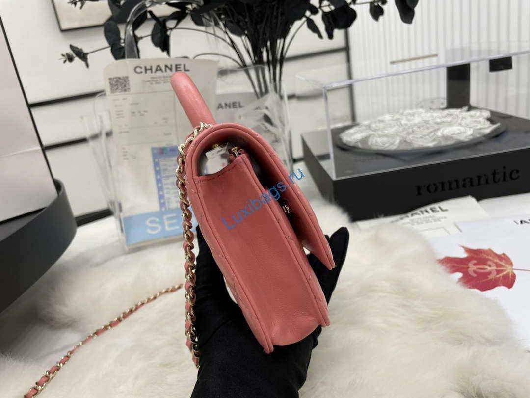 Chanel AP2844 Wallet on chain Lambskin bag with top handle Light gold Pink | chanel ap2844 wallet on chain lambskin bag with top handle light gold pink 005
