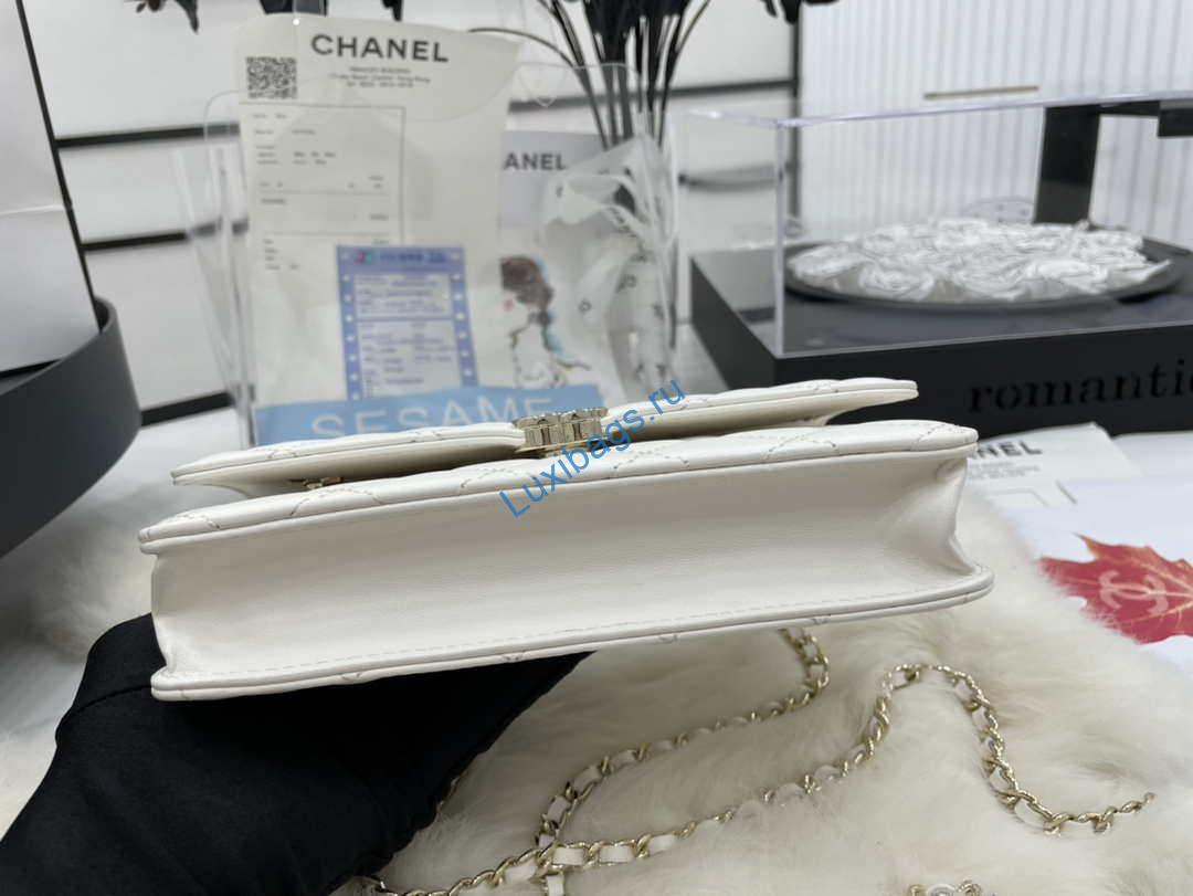 Chanel AP2844 Wallet on chain Lambskin bag with top handle Light gold White | chanel ap2844 wallet on chain lambskin bag with top handle light gold white 006