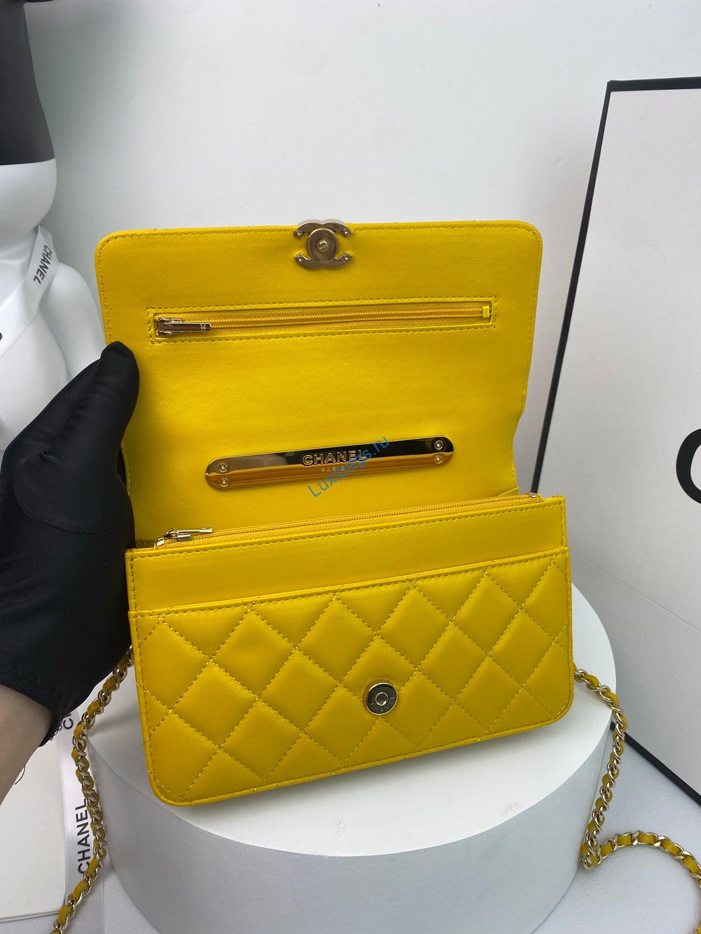 Chanel AP2844 Wallet on chain Lambskin bag with top handle Light gold Yellow | chanel ap2844 wallet on chain lambskin bag with top handle light gold yellow 005