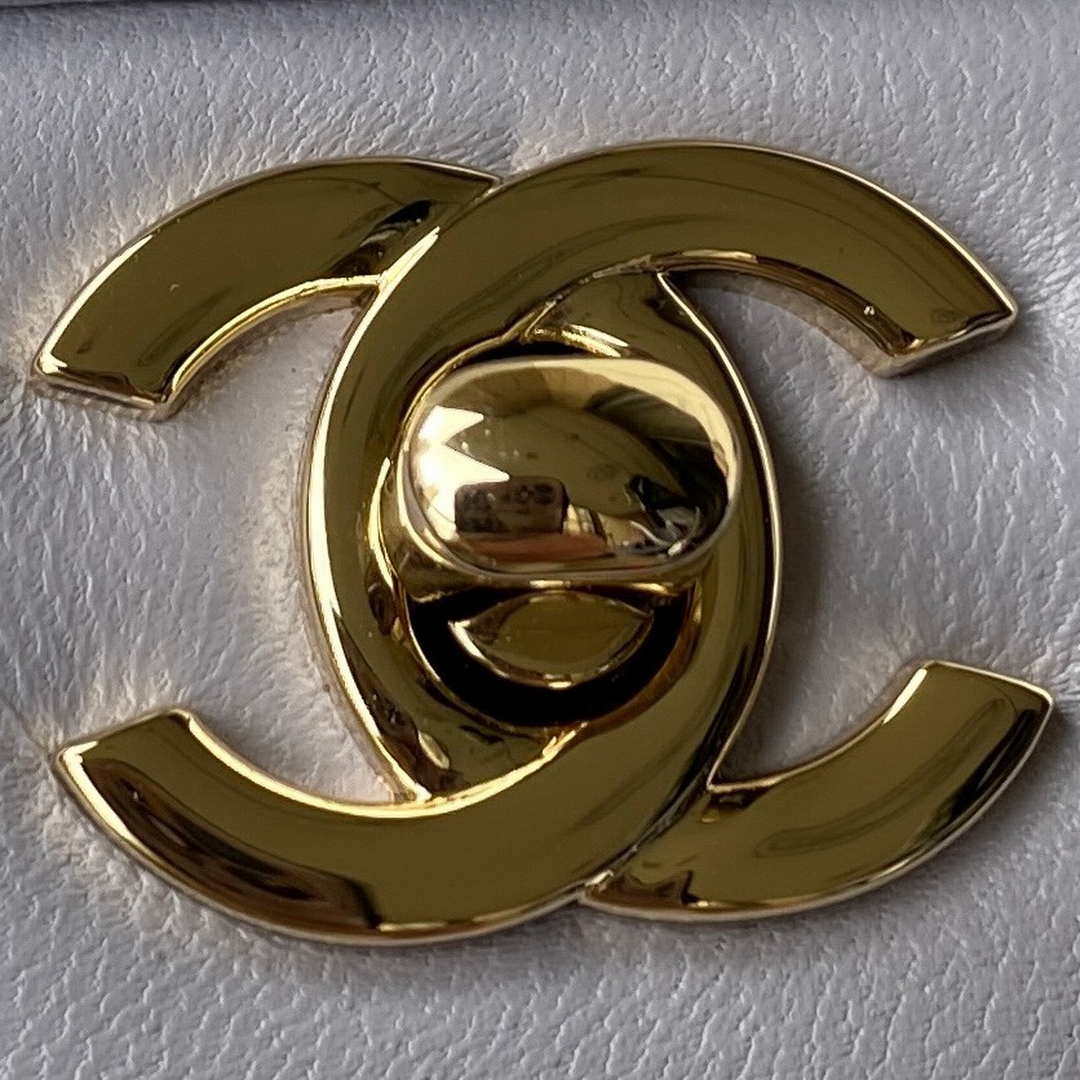 Chanel AS2431 Mini flap Lambskin bag with top handle Light gold Purple | chanel as2431 mini flap lambskin bag with top handle light gold purple 003