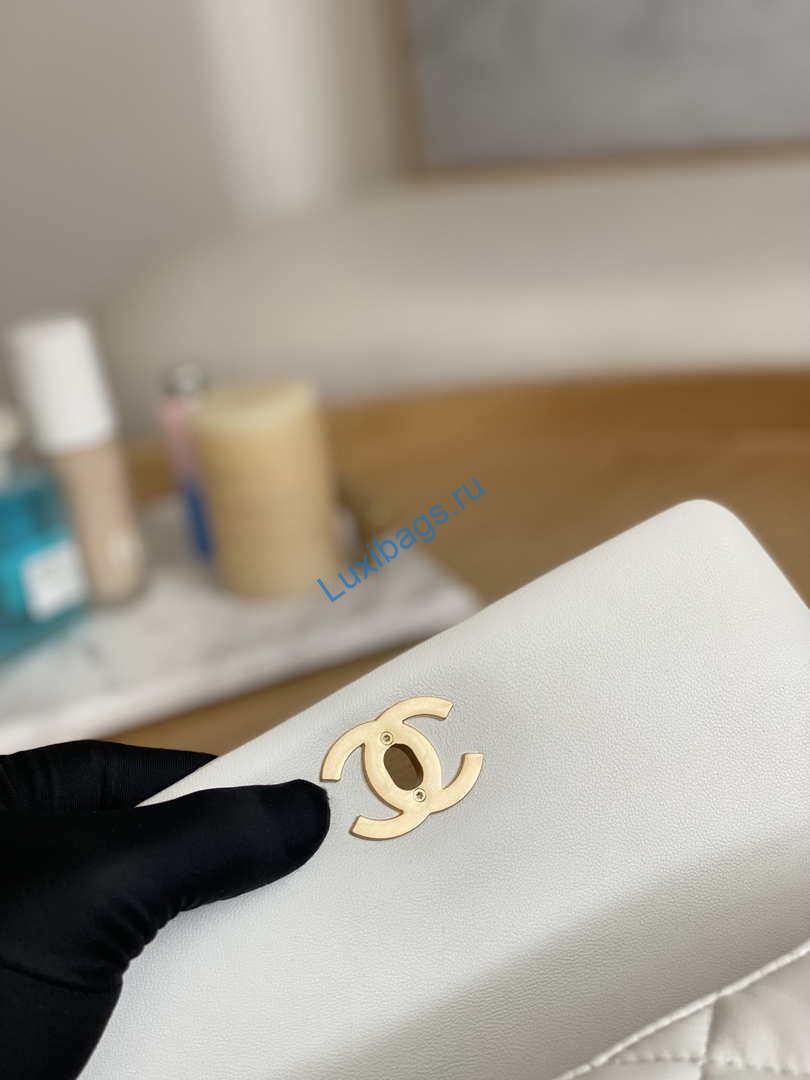 Chanel AS3378 MINI Flap Bag Lambskin White | chanel as3378 mini flap bag lambskin white 008