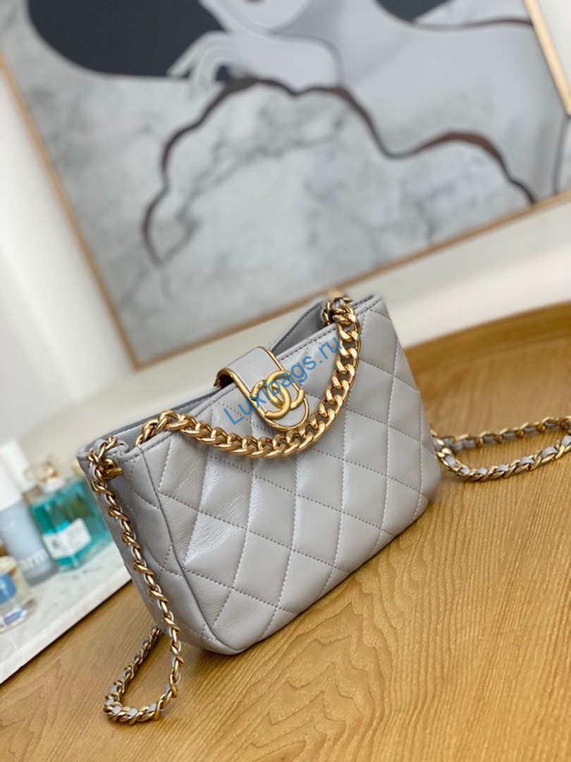 Chanel AS3476 Hobo Handbag Lambskin Light Grey | chanel as3476 hobo handbag lambskin light grey 003