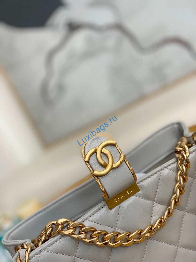 Chanel AS3476 Hobo Handbag Lambskin Light Grey | chanel as3476 hobo handbag lambskin light grey 004