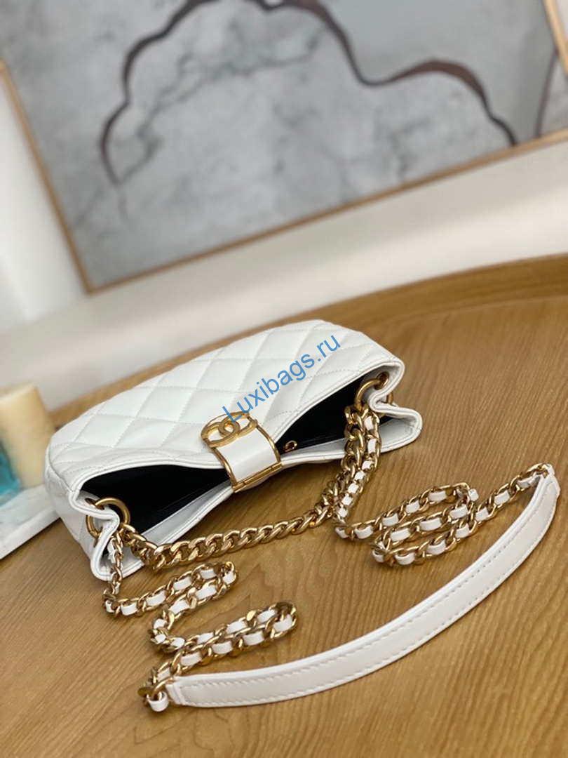 Chanel AS3476 Hobo Handbag Lambskin White | chanel as3476 hobo handbag lambskin white 005