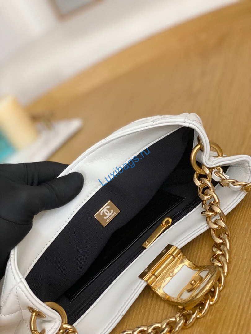 Chanel AS3476 Hobo Handbag Lambskin White | chanel as3476 hobo handbag lambskin white 008