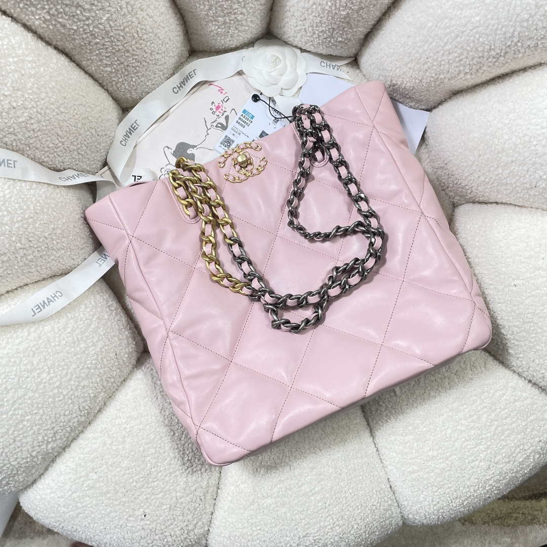 Chanel AS3519 CHANEL19 Shopping Bag Shiny Lambskin Pink | chanel as3519 chanel19 shopping bag shiny lambskin pink 005