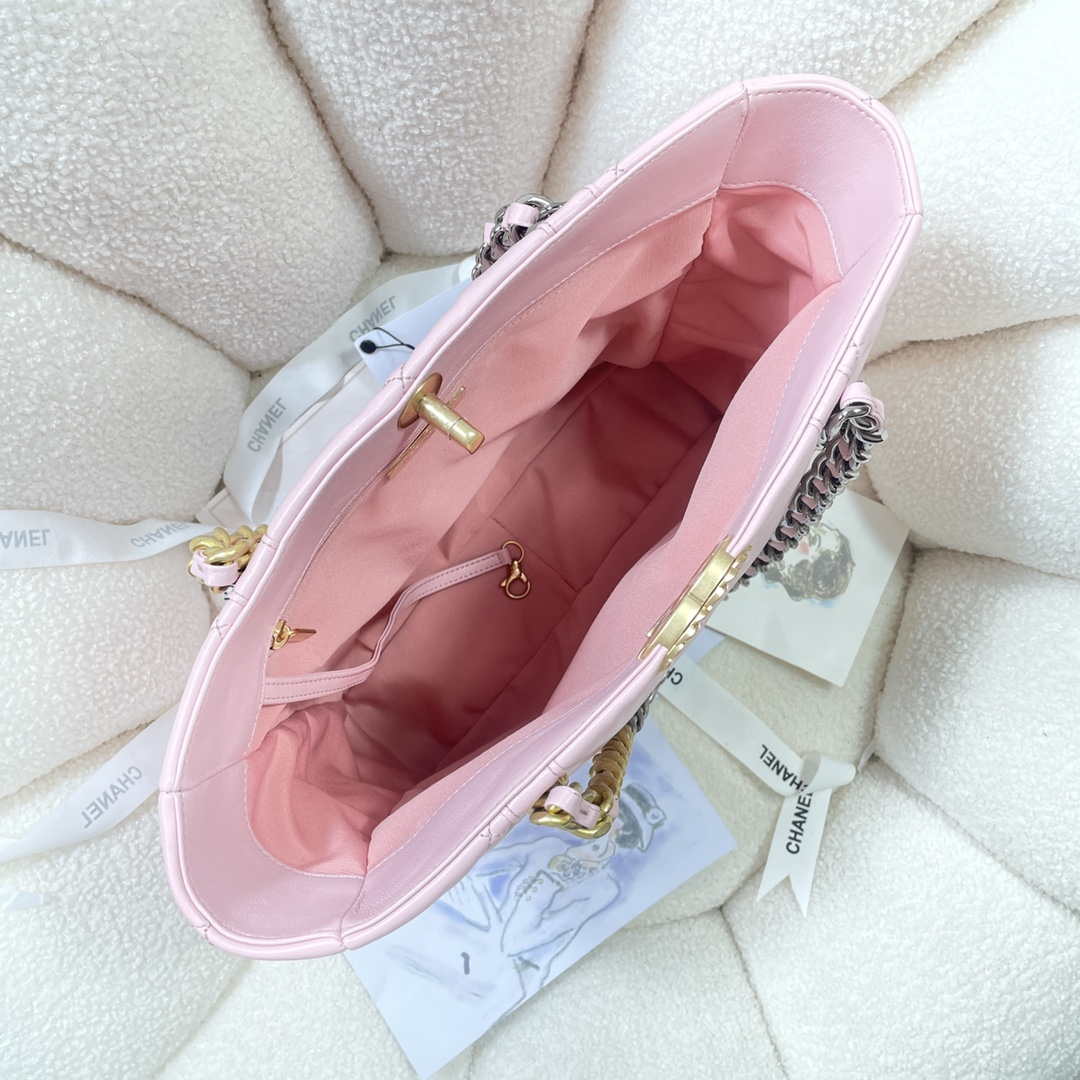 Chanel AS3519 CHANEL19 Shopping Bag Shiny Lambskin Pink | chanel as3519 chanel19 shopping bag shiny lambskin pink 008