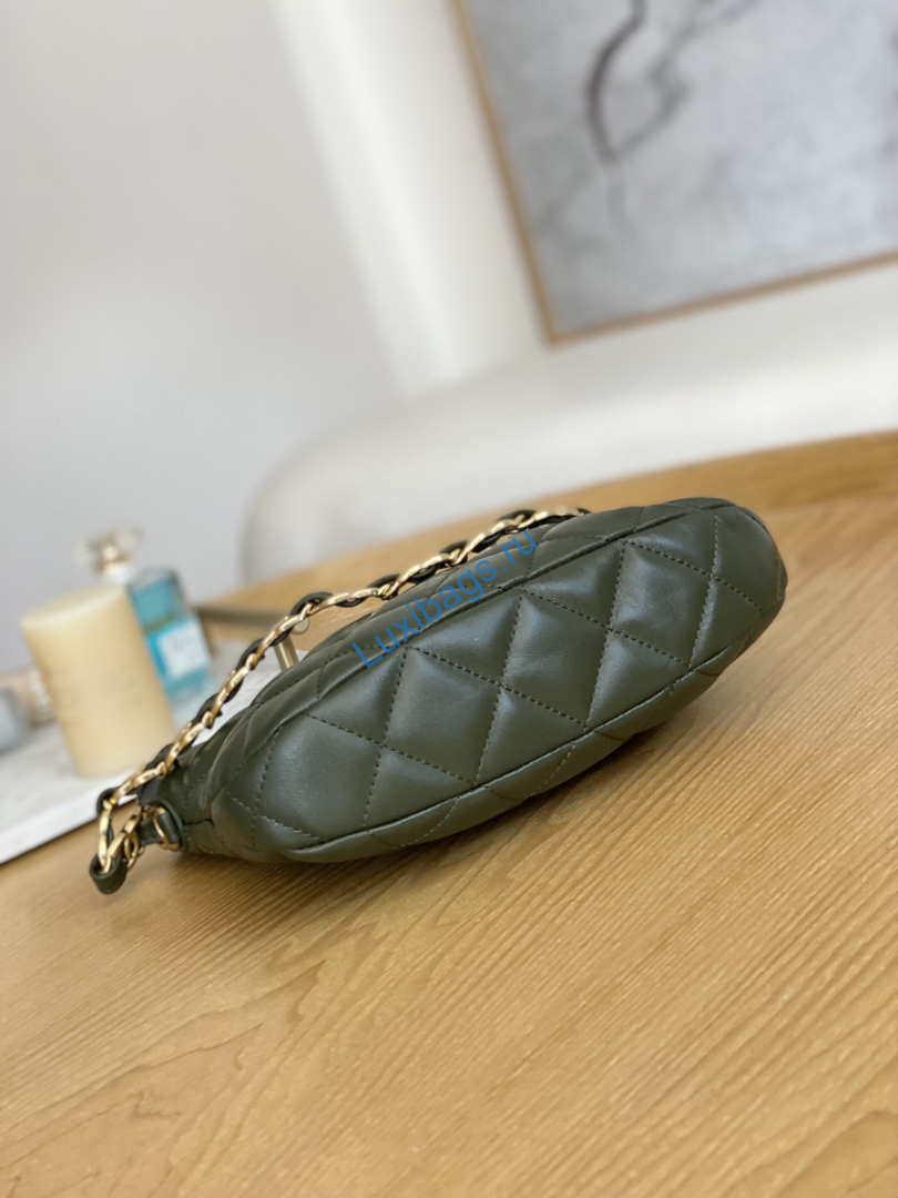 Chanel AS3562 Hobo Handbag Lambskin Dark Green | chanel as3562 hobo handbag lambskin dark green 006