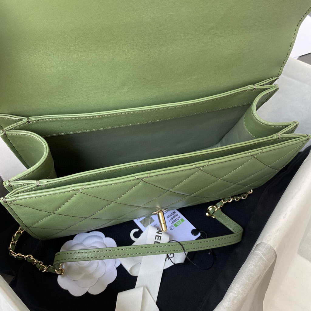 Chanel CC AS2681 Flap Bag With top Handle Calfskin Green | chanel cc as2681 flap bag with top handle calfskin 043