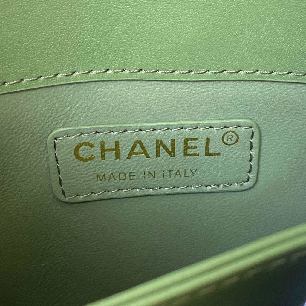 Chanel CC AS2681 Flap Bag With top Handle Calfskin Green | chanel cc as2681 flap bag with top handle calfskin 044