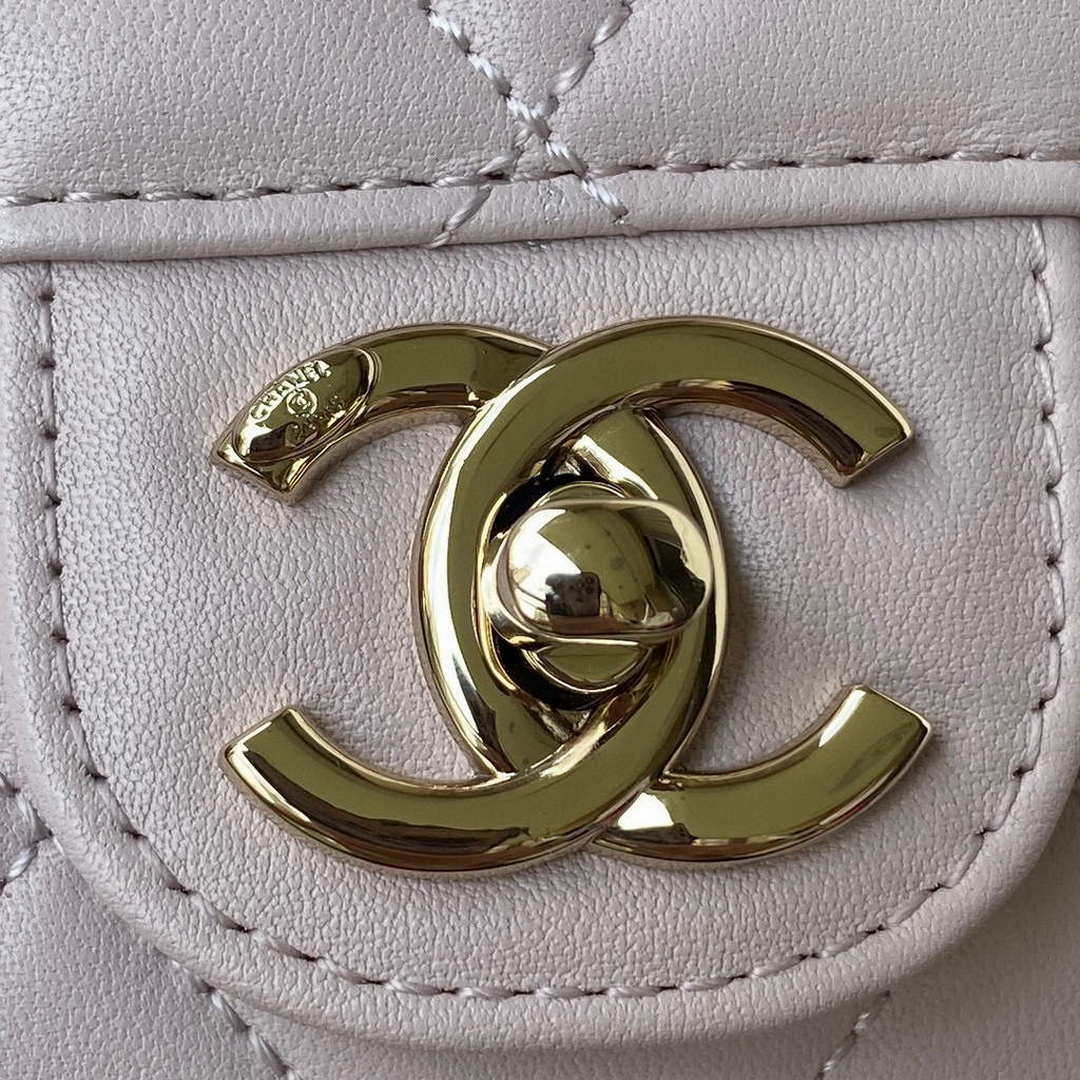 Chanel Small Flap Bag With top Handle Calfskin CC AS2680 Light Pink | chanel small flap bag with top handle cc as2690 ligth pink 003