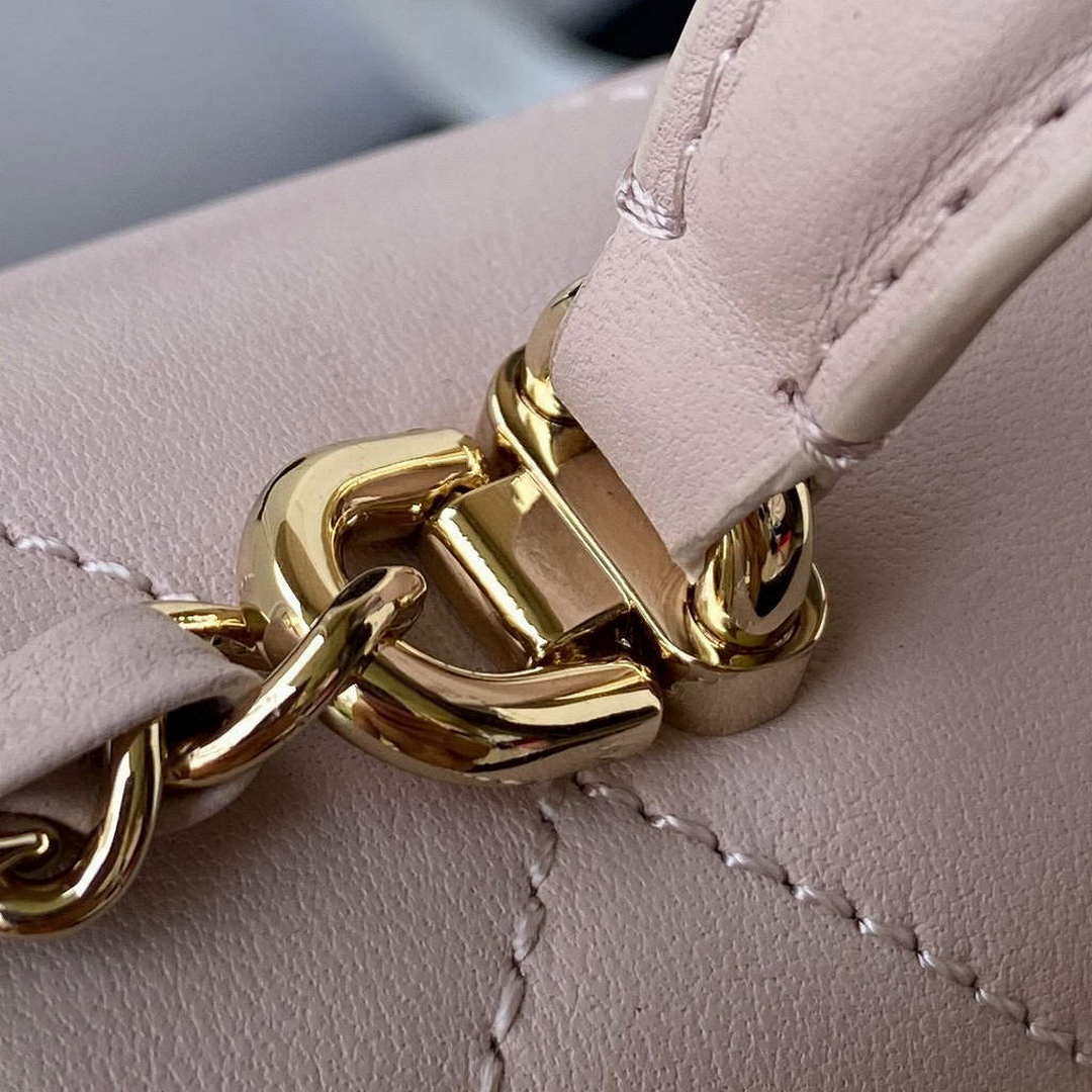 Chanel Small Flap Bag With top Handle Calfskin CC AS2680 Light Pink | chanel small flap bag with top handle cc as2690 ligth pink 004