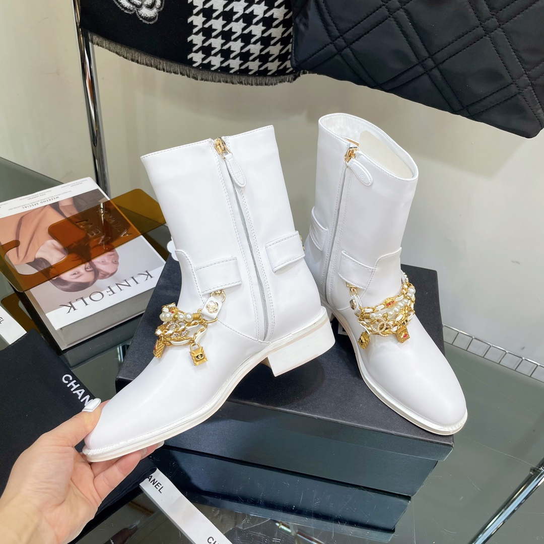 Chanel Women's Shoes Classcal Chain Hight Boots 190796 | chanel womens shoes classcal chain hight boots 190796 006
