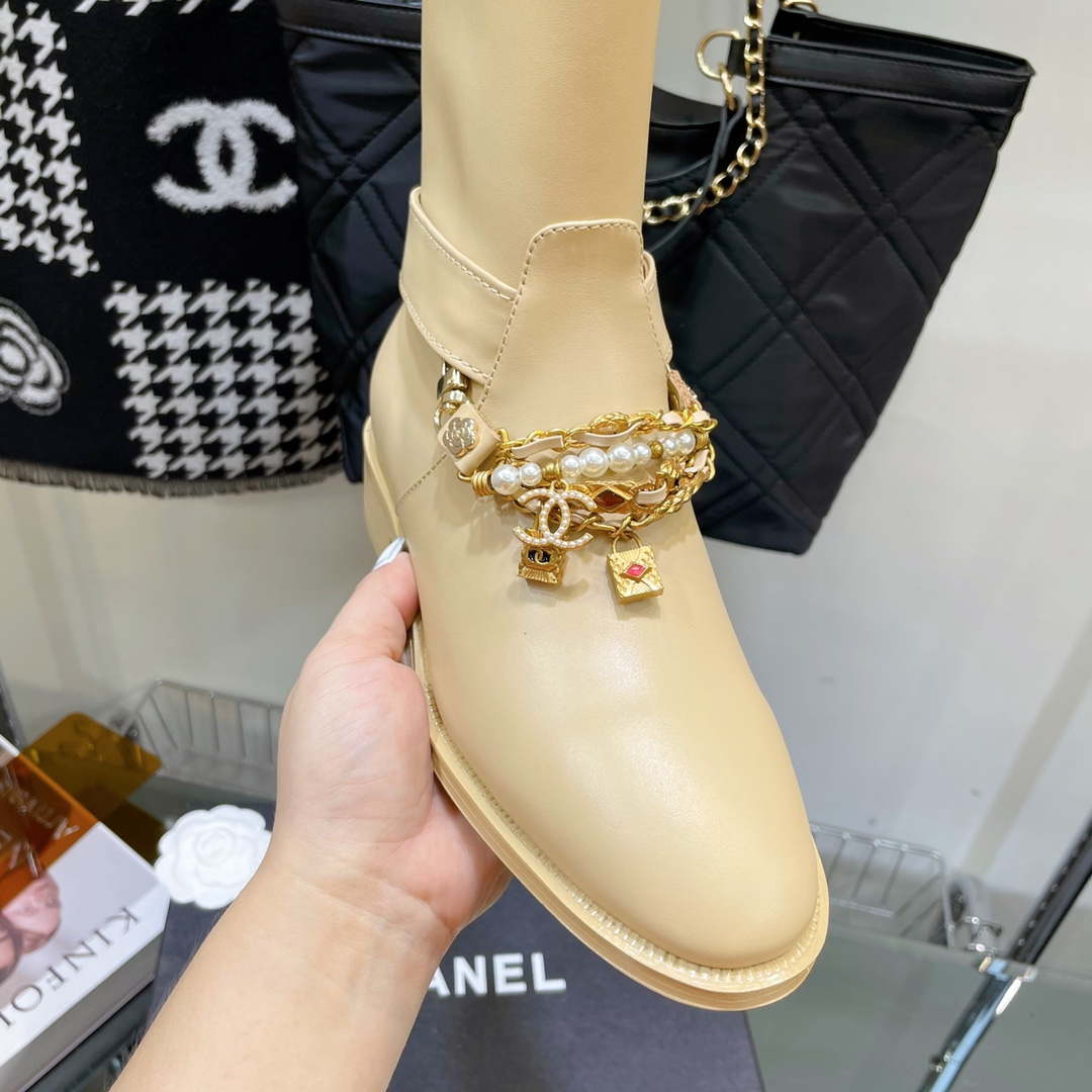 Chanel Women's Shoes Classcal Chain Hight Boots 190798 | chanel womens shoes classcal chain hight boots 190798 007