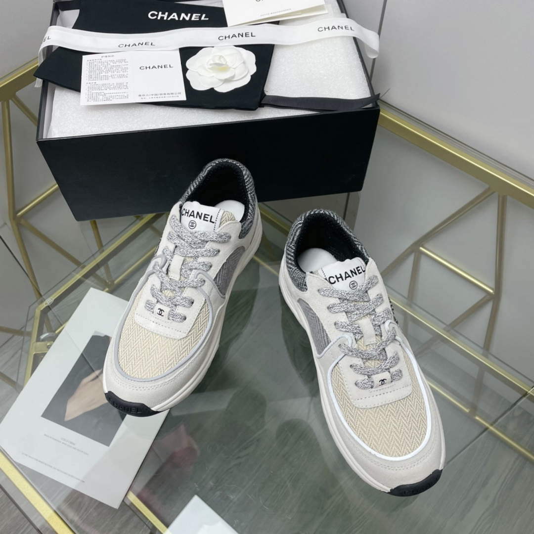 Chanel Women's Sneaker Shoes G38754 White and beige | chanel womens sneaker shoes g38754 003