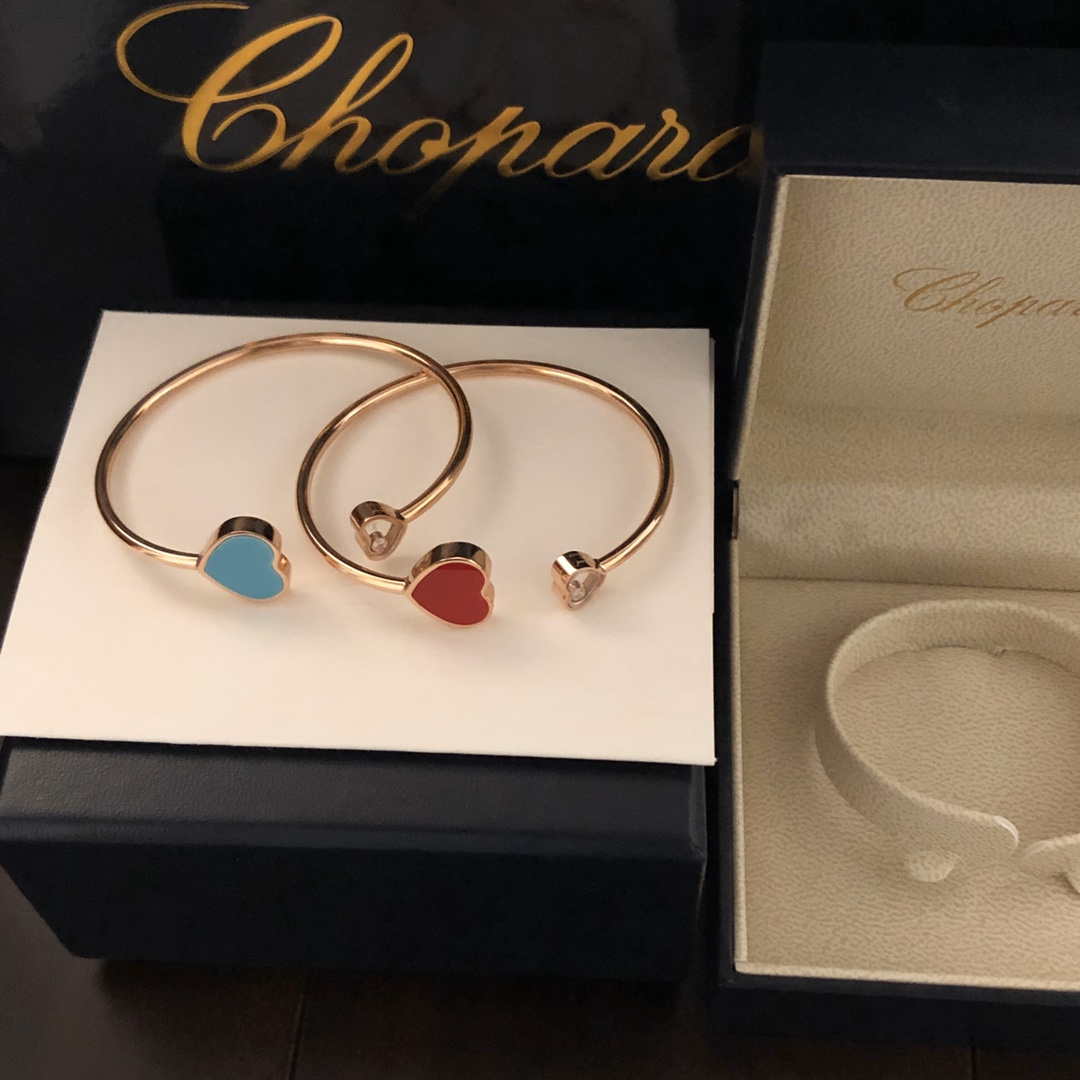 Chopard HAPPY HEARTS Barcelet 857482-5700 Rose Gold Red Stone | chopard happy hearts barcelet 82a086 5800 rose gold red stone 002