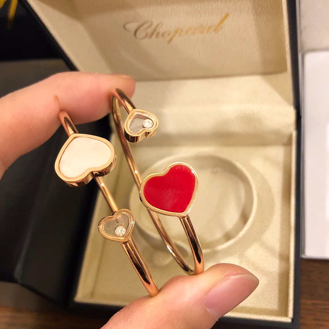 Chopard HAPPY HEARTS Barcelet 857482-5700 Rose Gold Red Stone | chopard happy hearts barcelet 82a086 5800 rose gold red stone 016