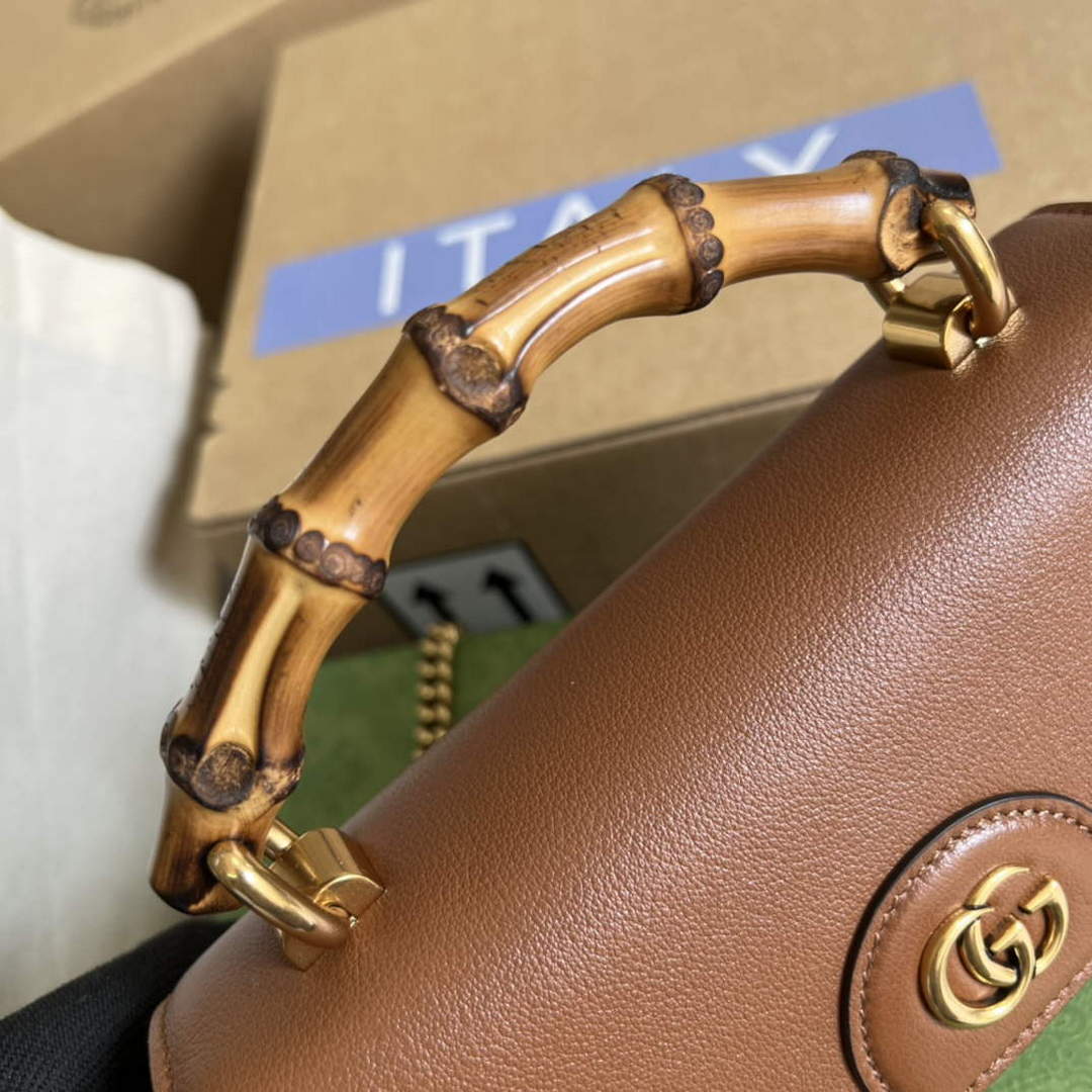 Gucci 675795 Gucci Diana mini shoulder bag Brown | gucci 675795 gucci diana mini shoulder bag 006