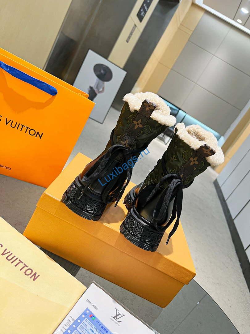 Louis Vuitton - Women's Shoes - Metropolis Flat Ranger Boots - 2022 Cellection -1A95X7-001 | louisvuitton womenshoes metropolisflatrangerboots 2022collection 1a95x7 001 5