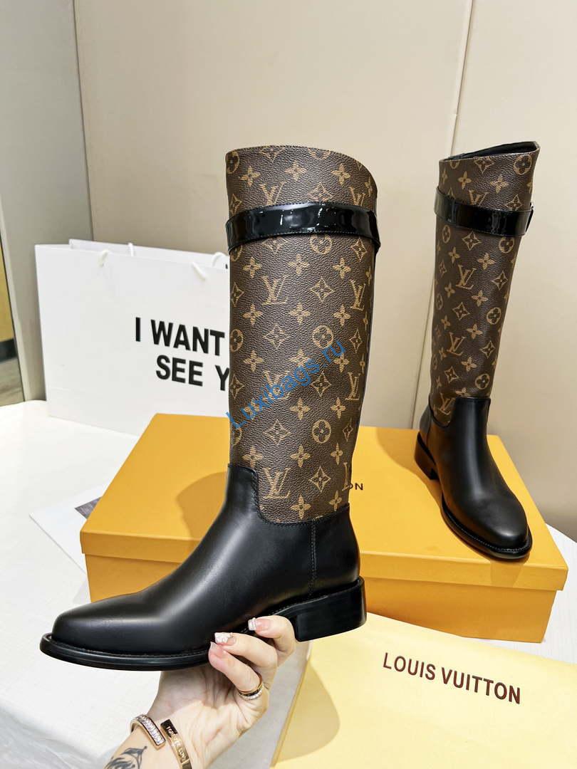 Louis Vuitton - Women's Shoes -Westside Flat High Boots -2022 Collection -1AABES #001 | louisvuitton womenshoes westsideflathighboots 004 02b8e08a 5a28 4da5 bb09 924b31520ac6