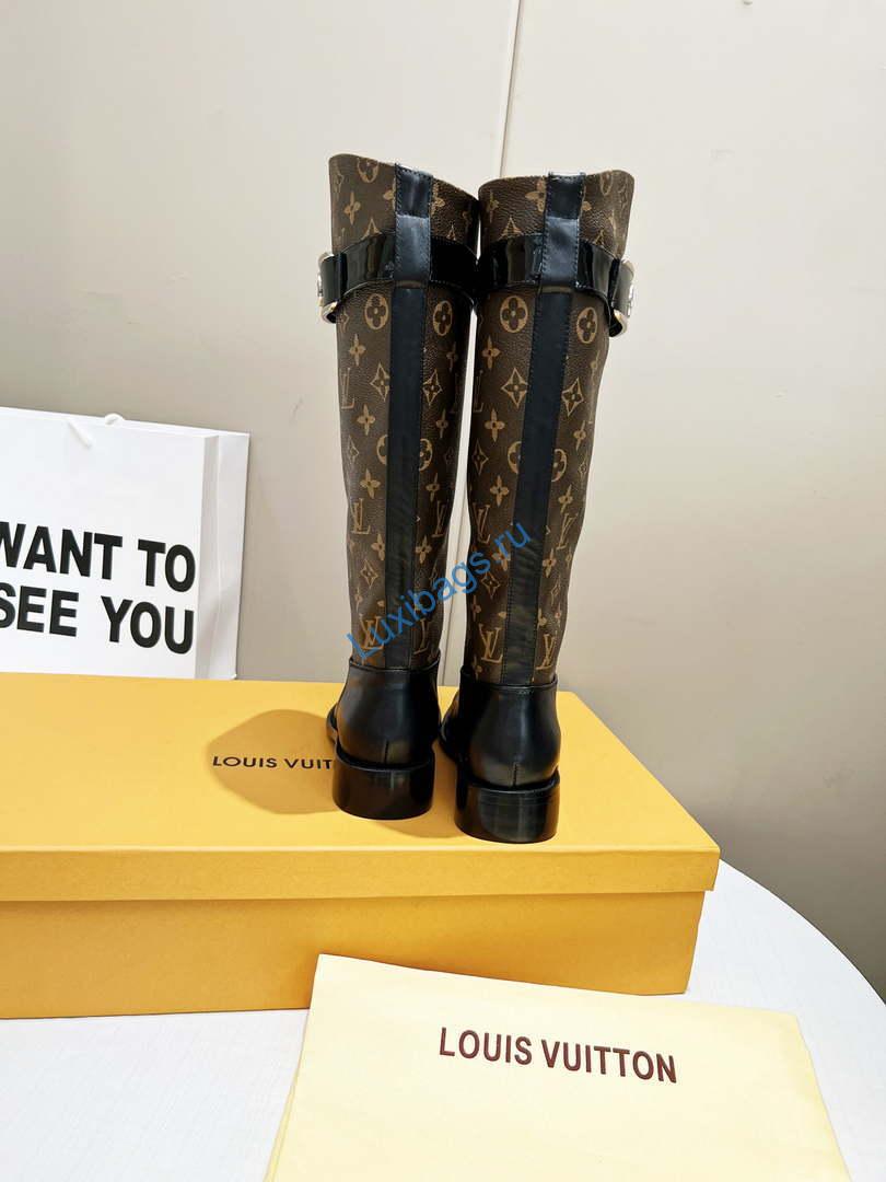Louis Vuitton - Women's Shoes -Westside Flat High Boots -2022 Collection -1AABES #001 | louisvuitton womenshoes westsideflathighboots 007 122bf249 21af 42b0 9aed 52c2730f5b67