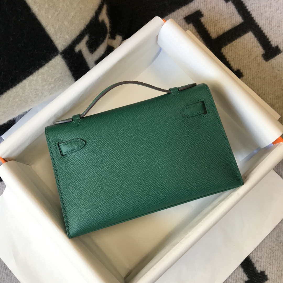 Hermes Mini Kelly Pouchette Epsom Leather H230242 Green | hermes mini kelly pouchette epsom leather h230242 gold 002