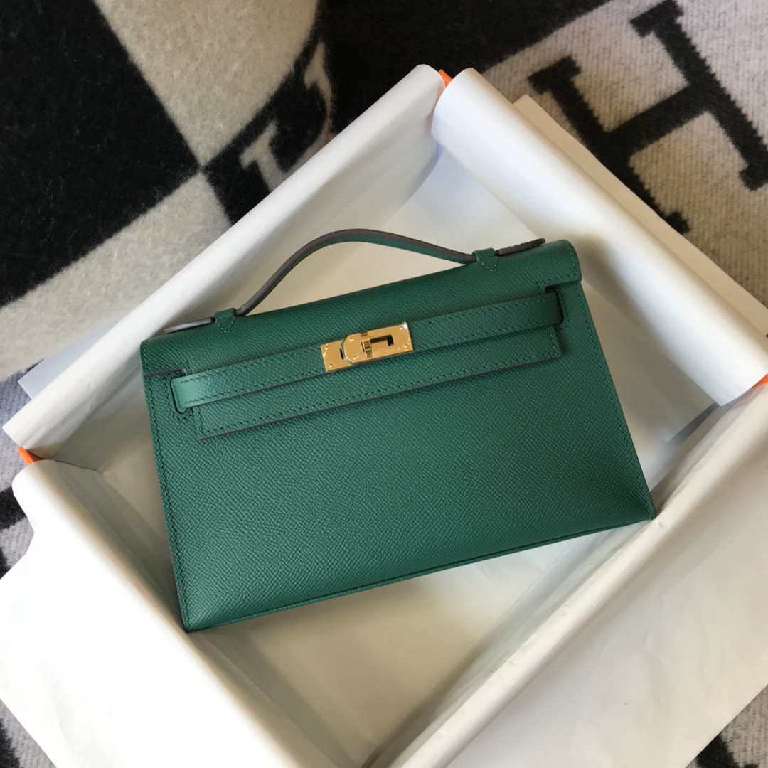 Hermes Mini Kelly Pouchette Epsom Leather H230242 Green | hermes mini kelly pouchette epsom leather h230242 gold 004