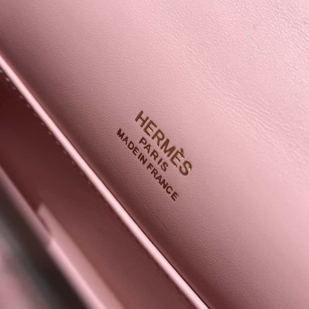Hermes Kelly Pouchette Swift Leather clutch bag Gold H230251 | hermes mini kelly pouchette swift leather clutch bag silver h230250 125