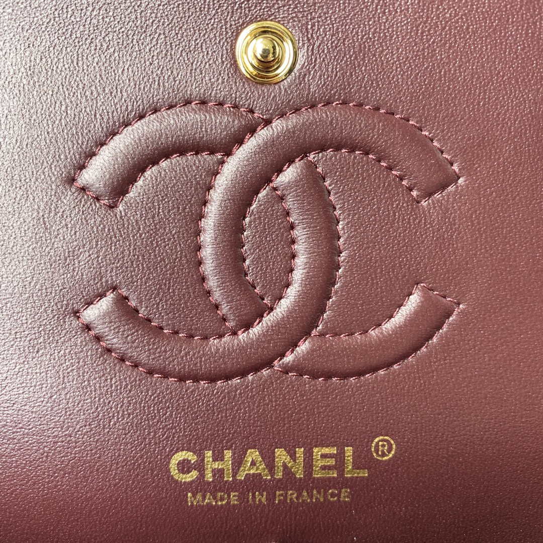 Chanel A01113 Flap Handbag Classic Bag Black Lambskin Gold | chanel a01113 flap handbag classic bag black lambskin gold 008