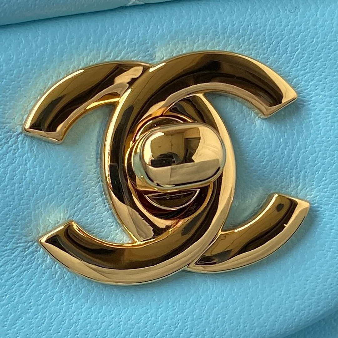 Chanel A01113 Flap Handbag Classic Bag Lake Blue Lambskin Gold | chanel a01113 flap handbag classic bag lambskin lake blue gold 003