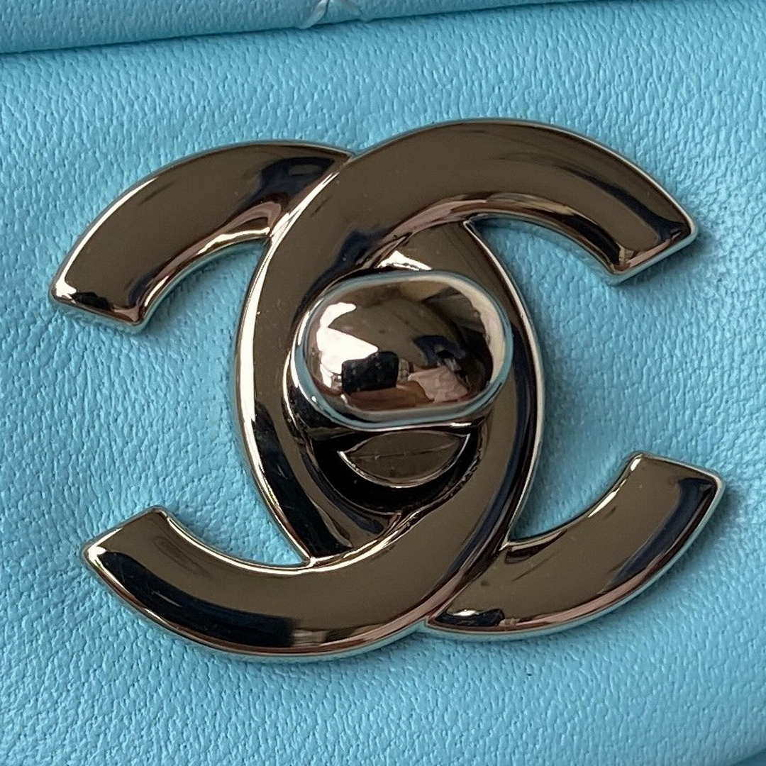 Chanel A01113 Flap Handbag Classic Bag Lake Blue Lambskin Silver | chanel a01113 flap handbag classic bag lambskin lake blue silver 003