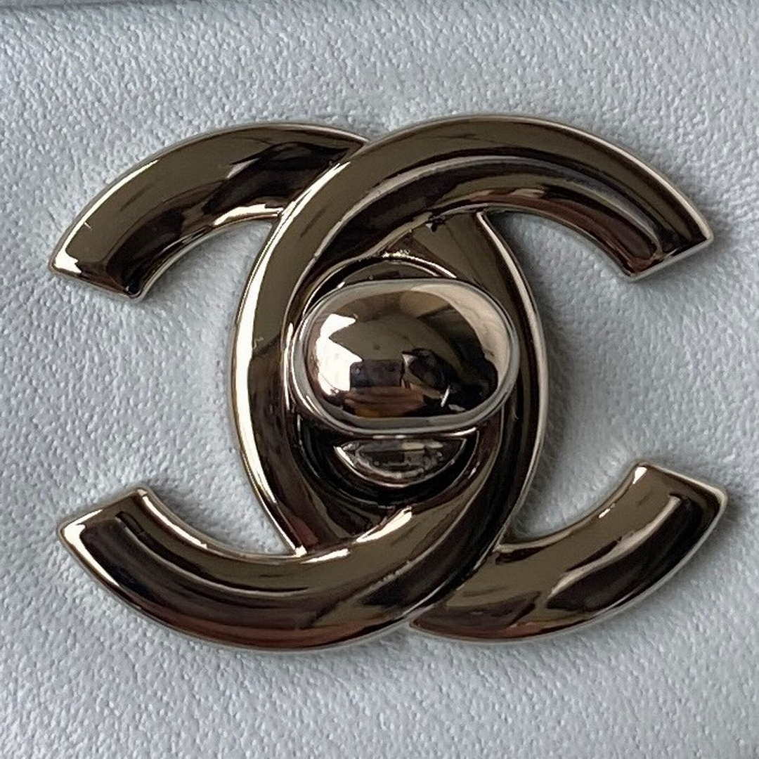 Chanel A01113 Flap Handbag Classic Bag Lambskin Light Blue Silver | chanel a01113 flap handbag classic bag lambskin light blue silver 003