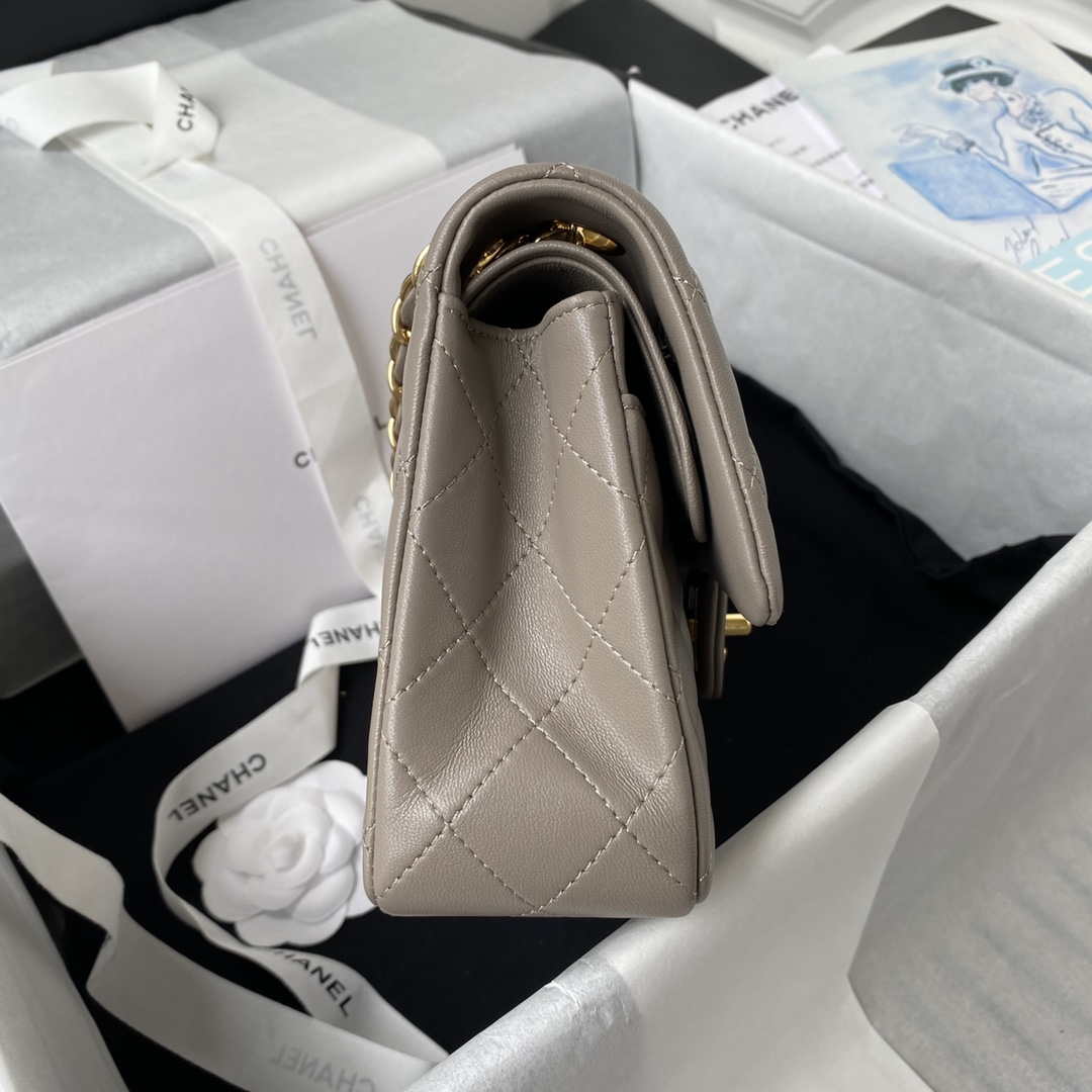 Chanel A01113 Flap Handbag Classic Bag Lambskin Light Gray Gold | chanel a01113 flap handbag classic bag lambskin light gray gold 005
