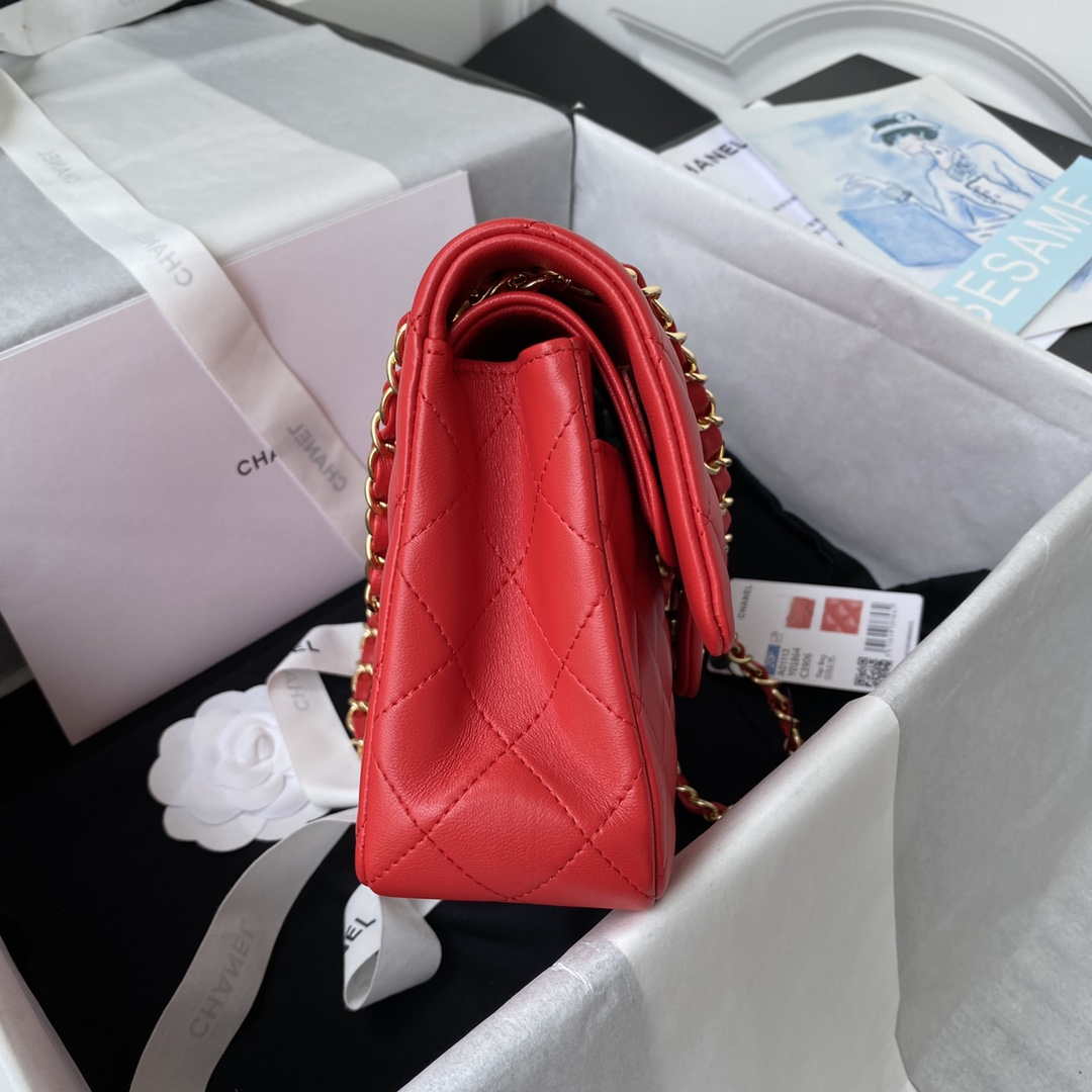 Chanel A01113 Flap Handbag Classic Bag Red Lambskin Gold | chanel a01113 flap handbag classic bag lambskin red gold 004