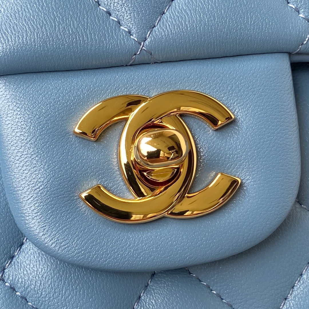 Chanel A01113 Flap Handbag Classic Bag Lambskin Sky Blue Gold | chanel a01113 flap handbag classic bag lambskin sky blue gold 003