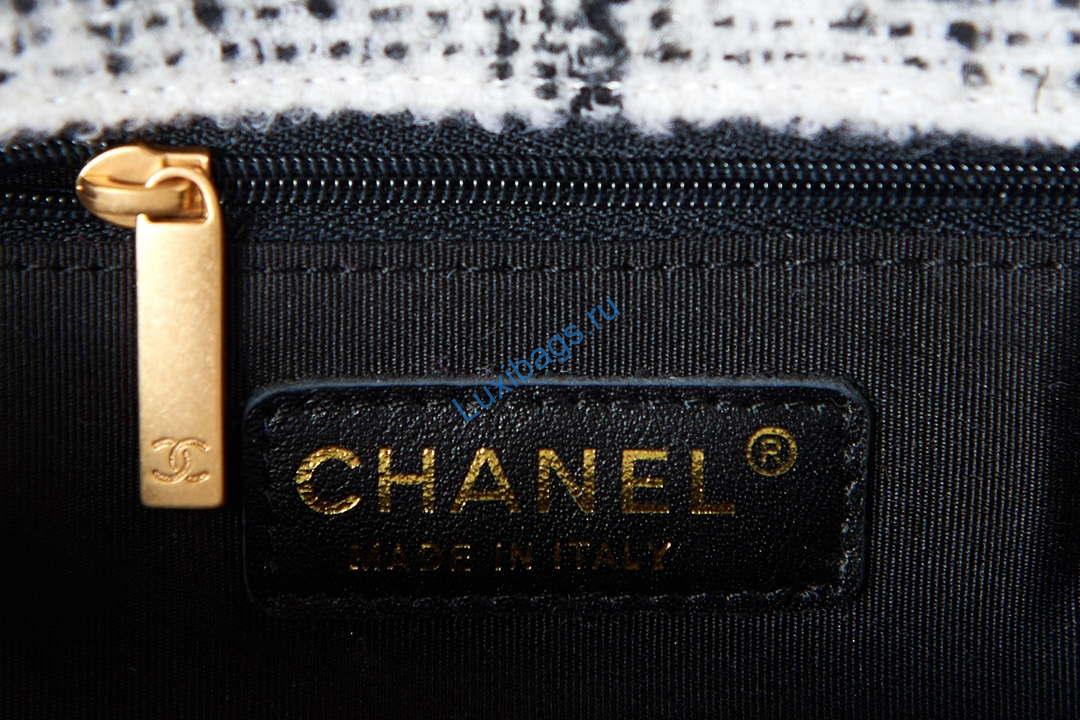Chanel AS3611 Small Flap Bag Wool Tweed & Gold-Tone Metal White | chanel as3611 small flap bag wool tweed gold tone metal white 009