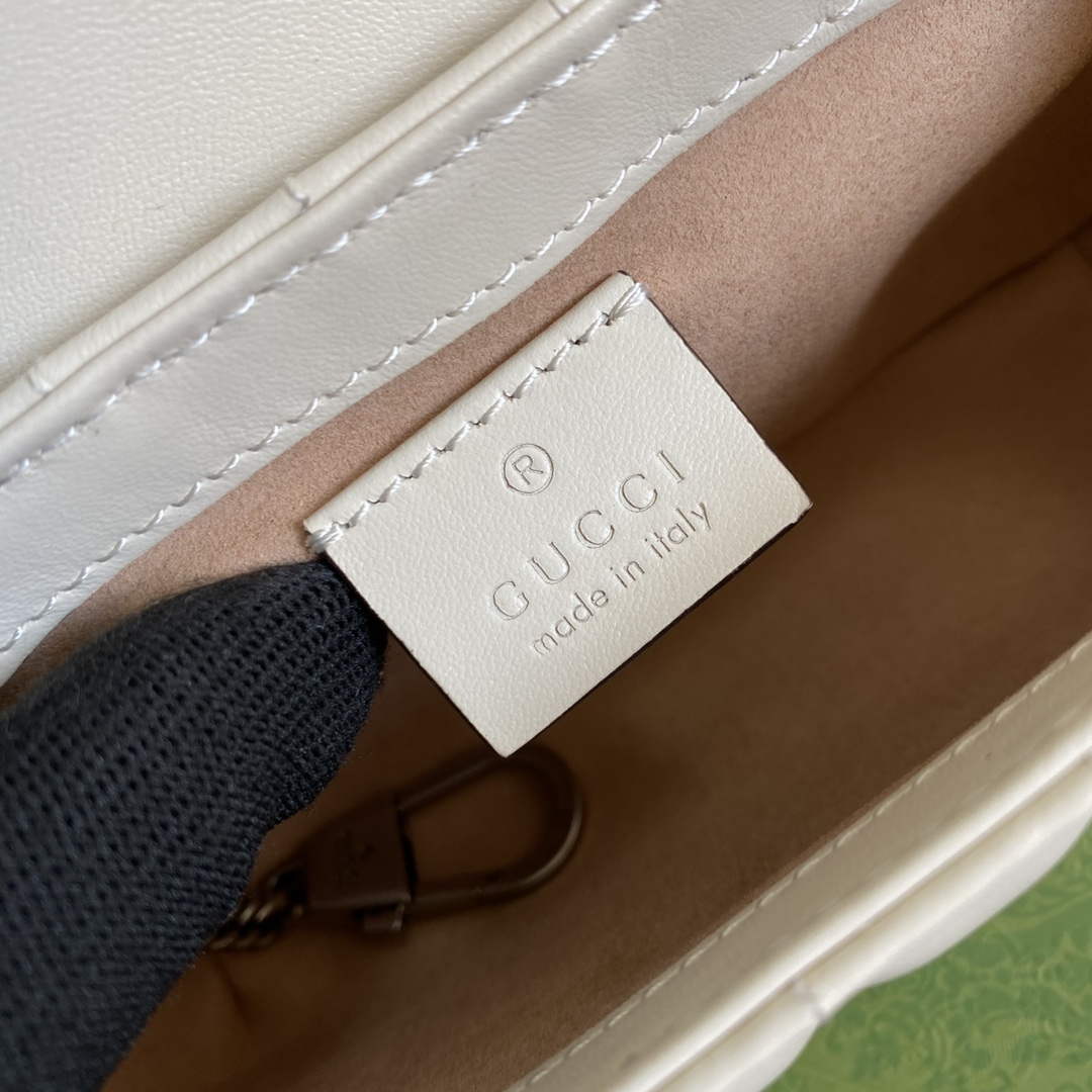 Gucci 476433 GG Marmont Super Mini Bag White | gucci 476433 gg marmont super mini bag white 9