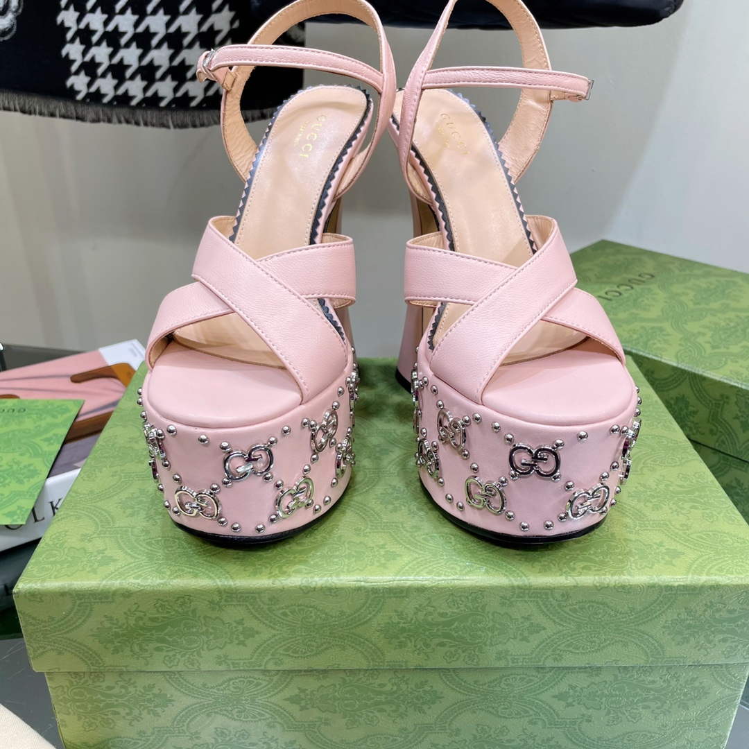 Gucci 719843 Women's Lnterlocking G Studs Sandal G56233 | gucci 719843 womens lnterlocking g studs sandal 30
