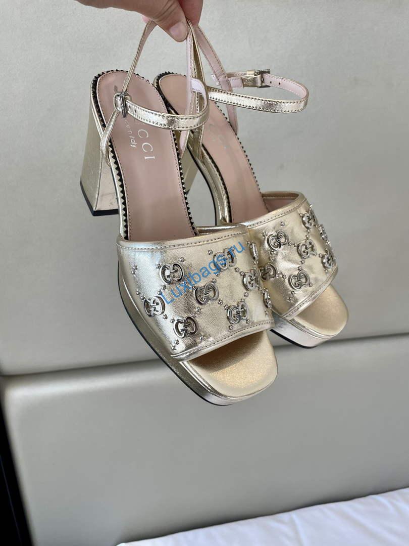 Gucci 719844 Women's Lnterlocking G Studs Sandal G56237 | gucci 719843 womens lnterlocking g studs sandal g56237 7
