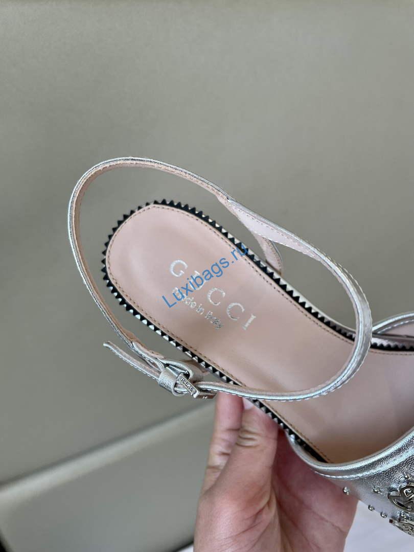 Gucci 719844 Women's Lnterlocking G Studs Sandal G56238 | gucci 719843 womens lnterlocking g studs sandal g56238 9